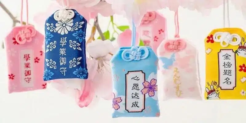 Bùa hộ mệnh được tin dùng để bảo vệ và mang lại sự may mắn